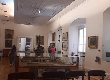 chile/metropolitan-region-of-santiago/landmark/palacio-de-la-real-audiencia-de-santiago