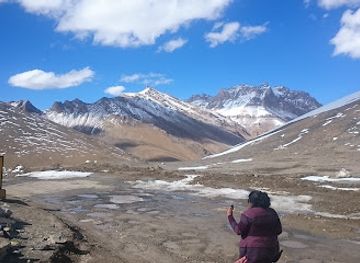 pakistan/ladakh/landmark/lachalung-la
