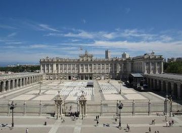 spain/madrid/landmark/pl-de-la-armeria