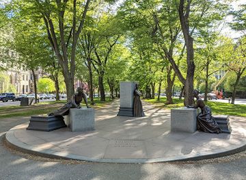 massachusetts/boston/back-bay/landmark/boston-women-s-memorial