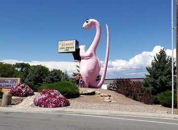 utah/vernal/landmark/dinah