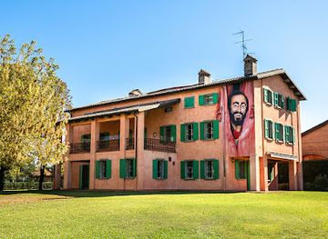 italy/romagna/landmark/casa-museo-luciano-pavarotti