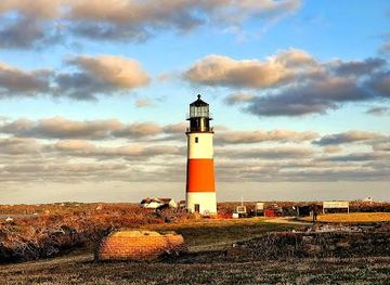 massachusetts/hyannis/landmark/sankaty-head-lighthouse
