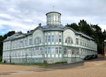 latvia/teici-nature-reserve/landmark/bijusi-e-racenes-peldu-iestade