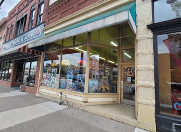 minnesota/winona/landmark/jimmy-jams-comics-cards-game