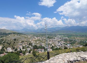 albania/kolonja/landmark/kalaja-e-lekuresit