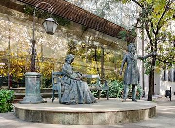 montenegro/niksic/landmark/monument-to-a-s-pushkin-and-natalia-goncharova