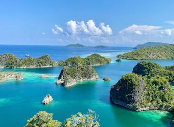 indonesia/south-papua/landmark/piaynemo-raja-ampat