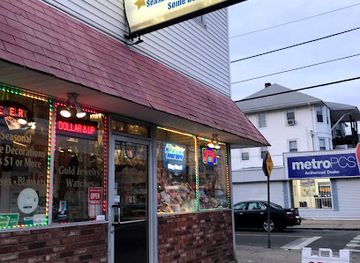 rhode-island/pawtucket/landmark/gold-stars-gift-store