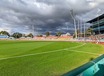 australia/canberra/manuka/landmark/manuka-oval