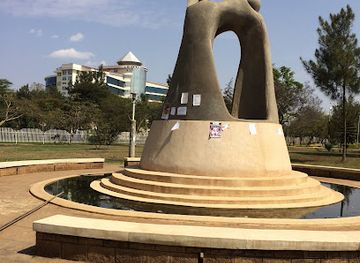 kenya/nairobi/landmark/k-u-elimu-ni-nguvu-monument