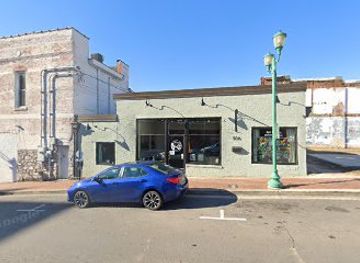 tennessee/clarksville/landmark/the-high-five-mural