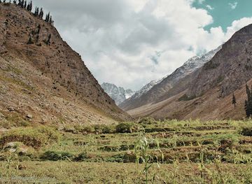 pakistan/naran/landmark/naran-river-rafting