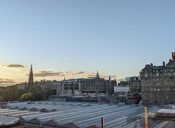 united-kingdom/stirling/landmark/north-bridge