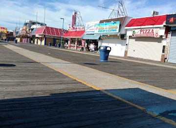 new-jersey/wildwood/landmark/lime-ricky-world