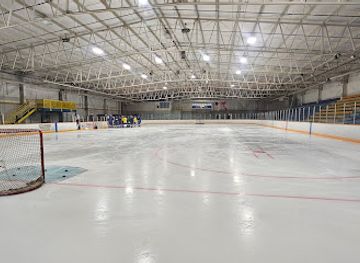 ohio/findlay/landmark/the-cube