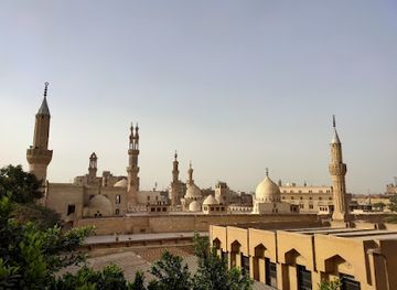 egypt/cairo/islamic-cairo/landmark/zeinab-khatoon