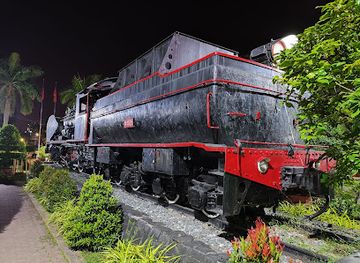 vietnam/da-nang/landmark/old-steam-engine