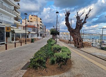 greece/chania/nea-chora/landmark/nea-chora-beach