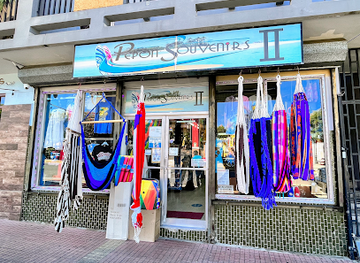 puerto-rico/rincon/landmark/pepon-souvenirs