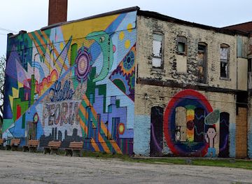 illinois/quad-cities/landmark/hello-peoria-building