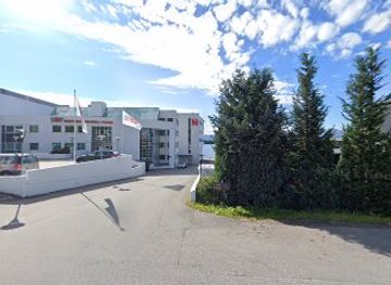 norway/more-og-romsdal/landmark/romsdal-tindegruppe