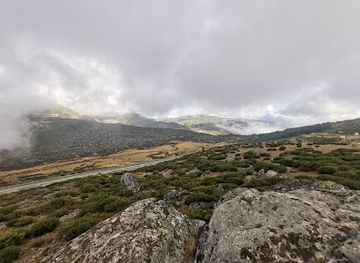 portugal/serra-da-estrela/landmark/miradouro-nave-de-santo-antonio