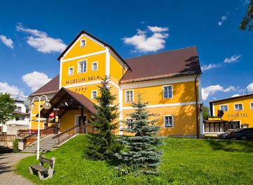 czechia/north-bohemia/landmark/museum-of-glass