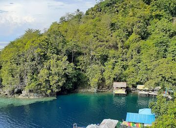 indonesia/maluku/landmark/lubang-buaya-morella