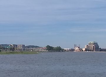 connecticut/new-haven/landmark/long-wharf-nature-preserve