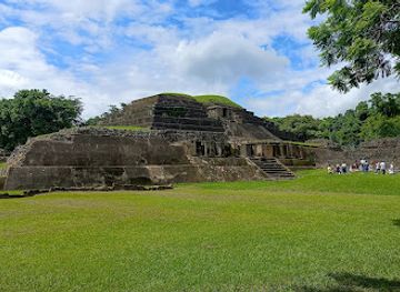 el-salvador/coastal-region/landmark/casa-blanca-archaeological-site