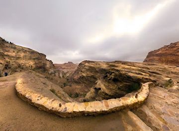 jordan/wadi-araba/landmark/back-door-hiking-route-to-the-monastery