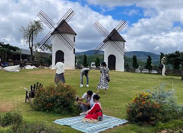 vietnam/da-lat/landmark/mongo-land-dalat