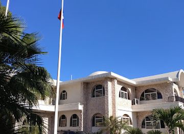 haiti/port-au-prince/delmas/landmark/delmas-city-hall