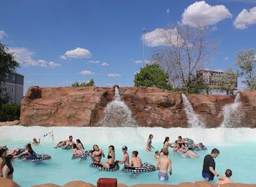 north-dakota/mandan/landmark/raging-rivers-waterpark
