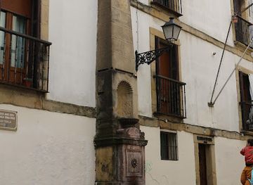 spain/san-sebastian/parte-vieja-old-town/landmark/bereraikia