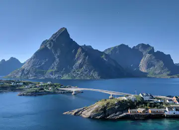 Olenilsøya kystfort