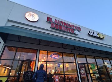 illinois/bolingbrook/landmark/pheasant-hill-plaza