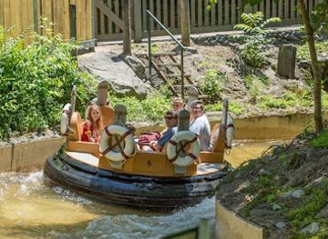 tennessee/dollywood/landmark/smoky-mountain-river-rampage