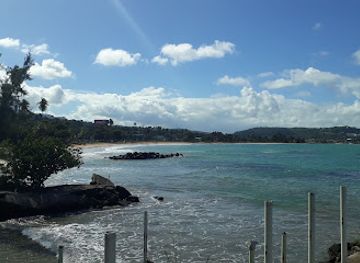 puerto-rico/luquillo/landmark/revolution-pizza-shop