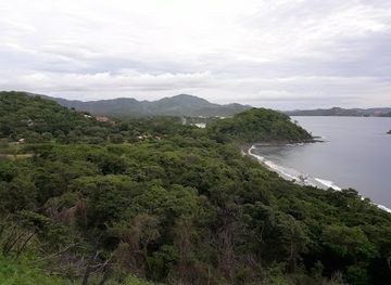costa-rica/tamarindo/landmark/el-mercadito-de-tamarindo-food-and-cocktail-market