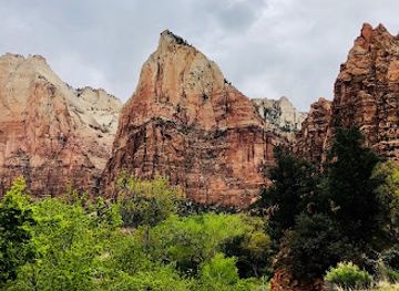 utah/mt-carmel/landmark/court-of-the-patriarchs-viewpoint