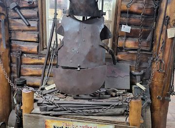 australia/northern-victoria/landmark/ned-kelly-museum-homestead