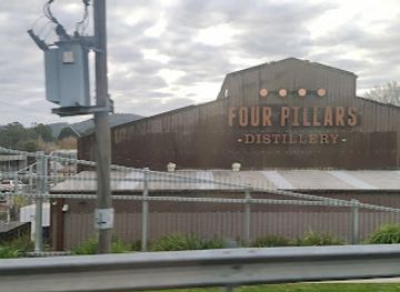 australia/yarra-valley/landmark/four-pillars-gin-distillery