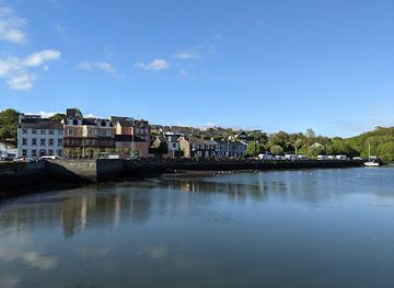 ireland/kinsale/landmark/dinos