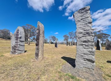 australia/new-england/landmark/australian-standing-stones
