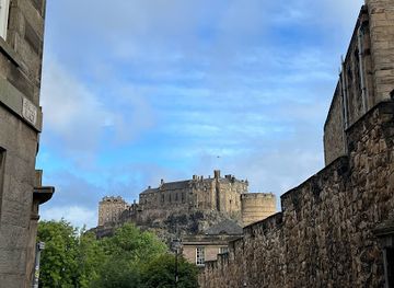 united-kingdom/edinburgh/new-town/landmark/flodden-wall