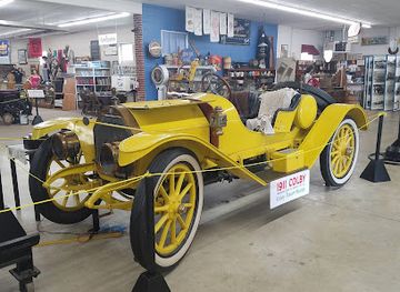 iowa/clear-lake/landmark/kinney-pioneer-museum