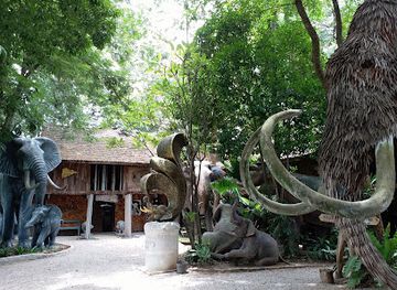 thailand/northern-thailand/landmark/baan-jang-nak-a-museum-of-elephant-wood-carvings