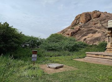 india/andhra-pradesh/landmark/adoni-fort